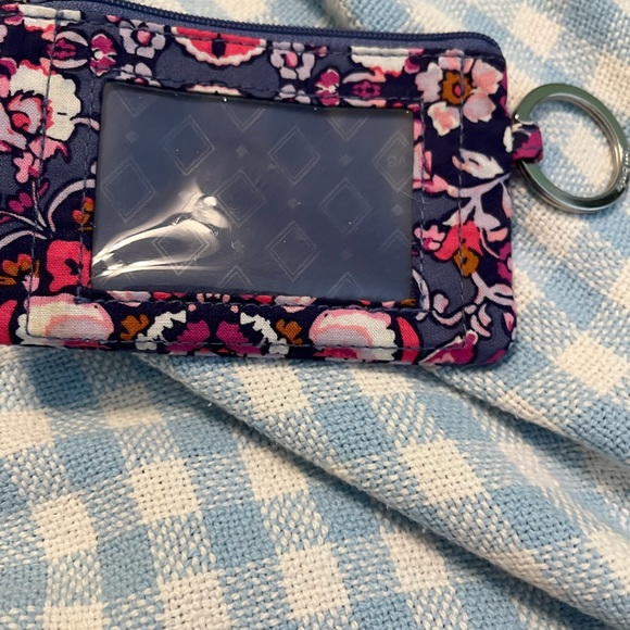 Vera Bradley Pink and Blue Floral Key Holder - Picture 1 of 2